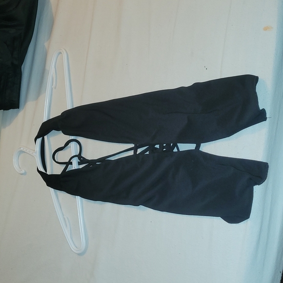 Demore Size M black halter top with lace up on the back - Picture 3 of 5